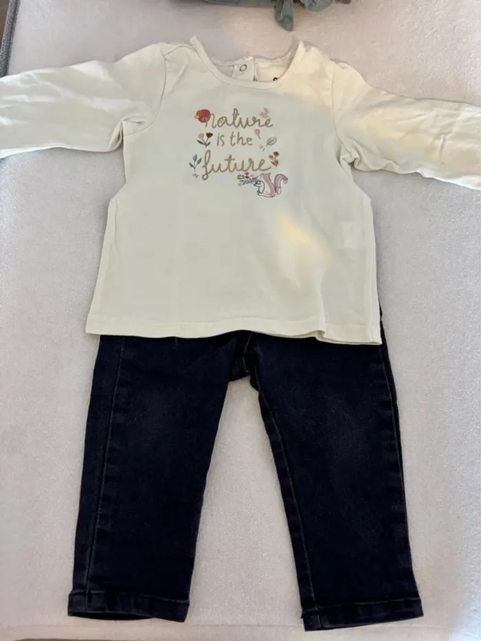 Ensemble bébé fille taille 9mois