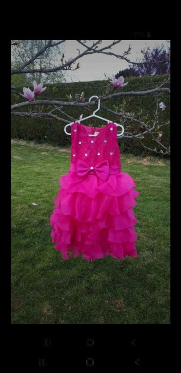 Magnifique robe de cérémonie sans manches