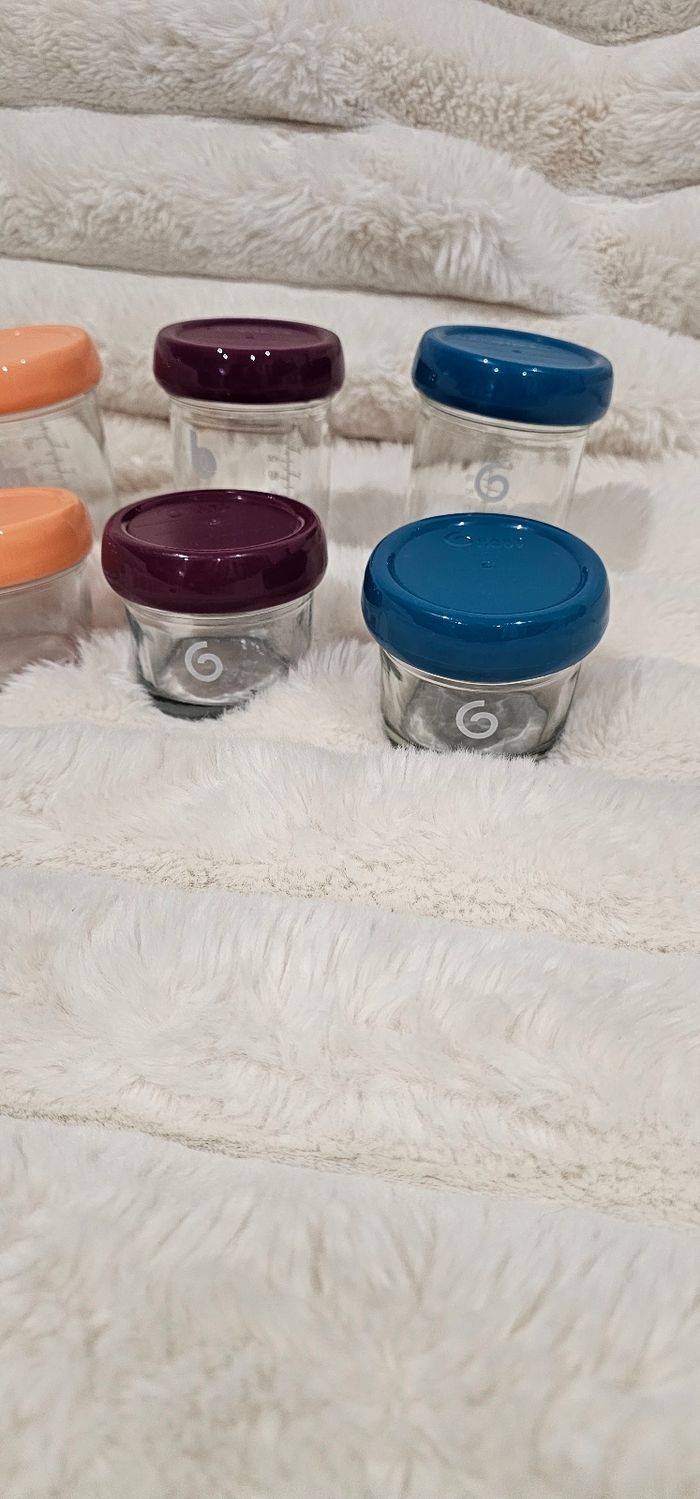 Lot de 8 pots en verre Babybols babymoov en tres bon état - photo numéro 2