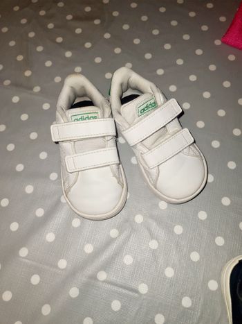 Basket adidas bébé