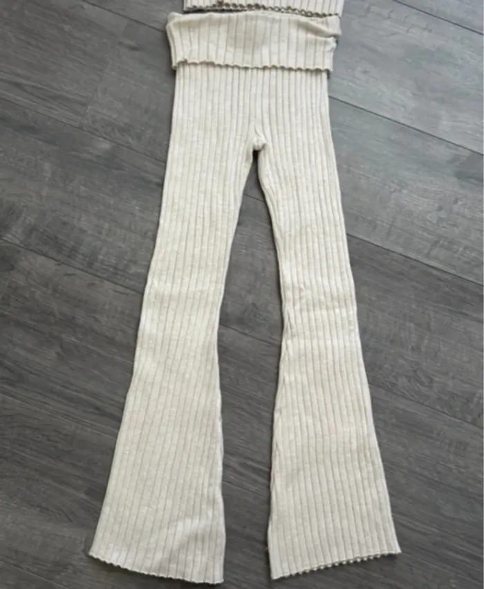 pantalon beige flare 8/9 ans H&M - photo numéro 2