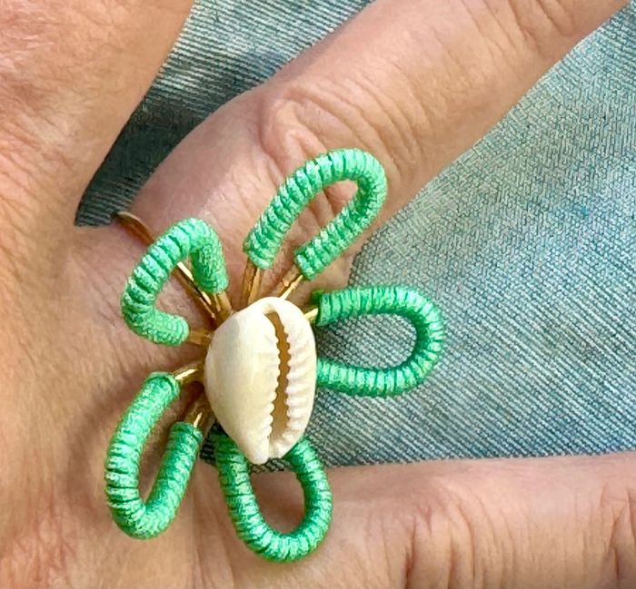 Bague xl réglable acier inoxydable or fleur tissée turquoise ci - photo numéro 4