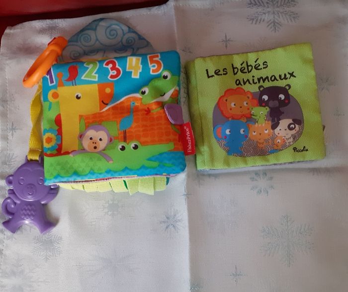 Lot 2 livres tissu/ Animaux * Fisher price & Piccolia