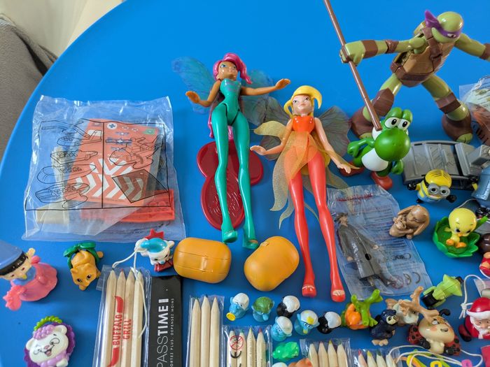 Lot petites figurines, petits jouets Neufs - photo numéro 2