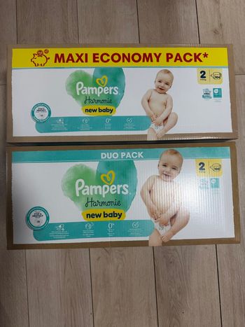 2 cartons de couches Pampers harmonie T2