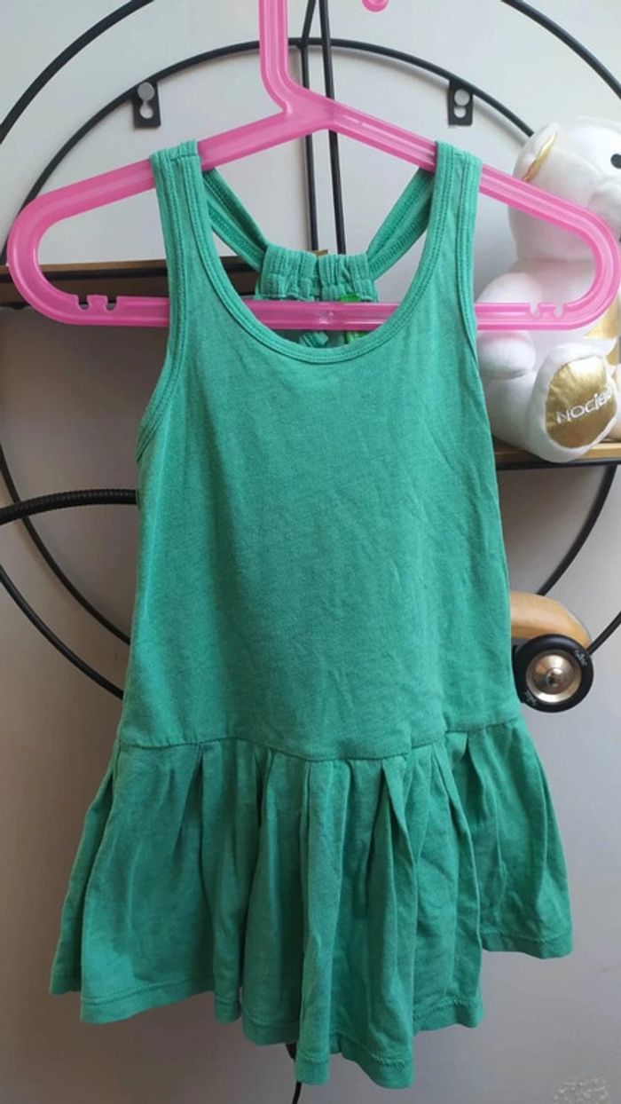 Robe sans manches verte Benetton 2 ans