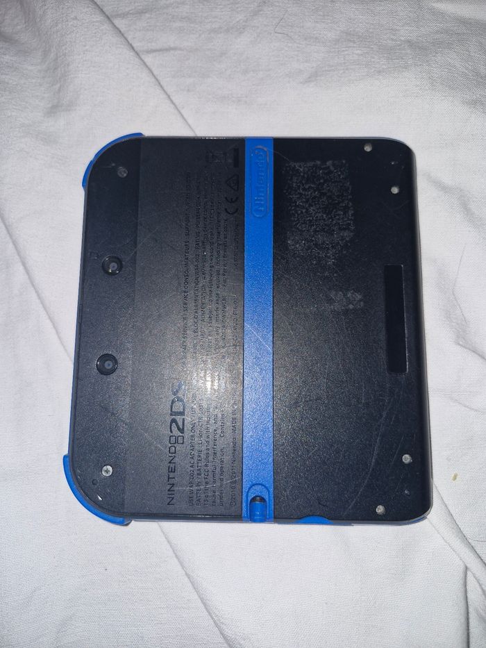 Nintendo 2ds - photo numéro 4