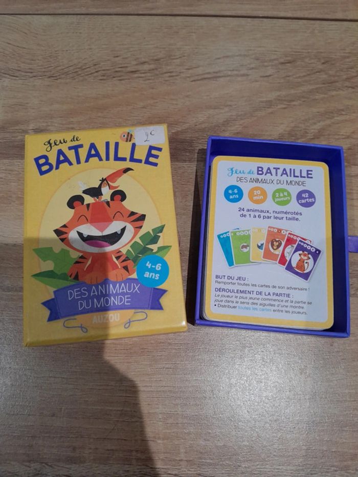 Jeu de bataille des animaux du monde au zoo