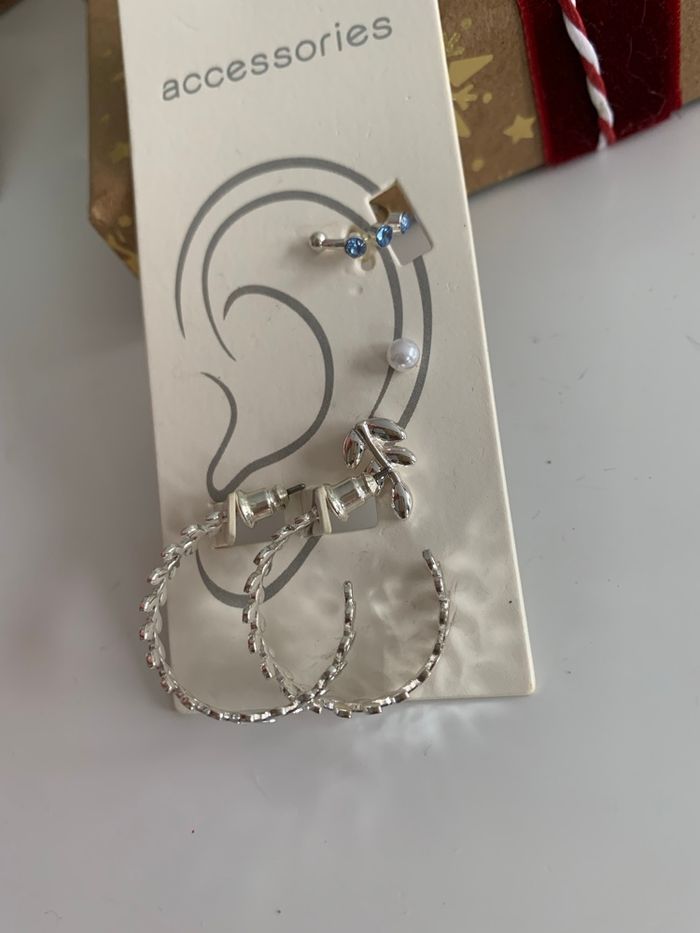 Ensemble boucles d’oreilles - photo numéro 3
