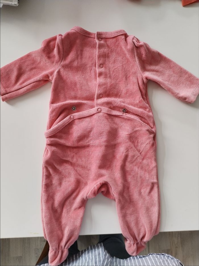 Pyjama - photo numéro 2