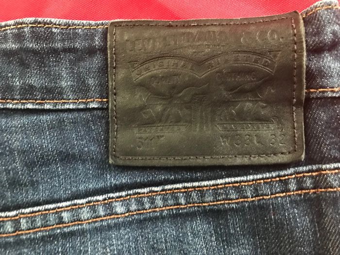 Short en jeans Levis (levi’Strauss) model 511 W33 (42-44 taille française) - photo numéro 9