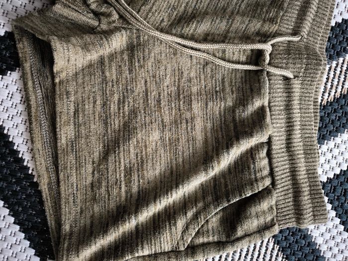 Short en tricot brossé ardene taille S 36 neuf - photo numéro 2