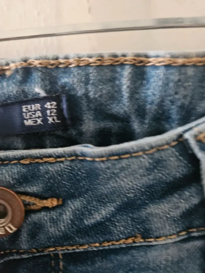 Jean push up T.42 - photo numéro 7