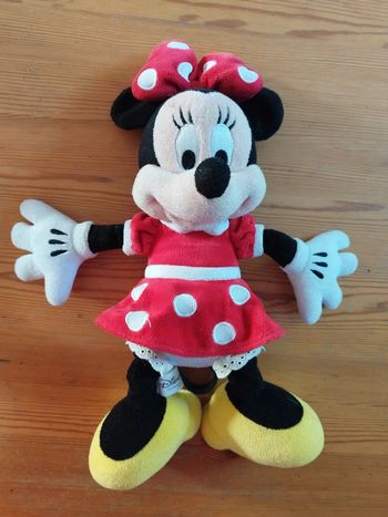 Minnie rouge