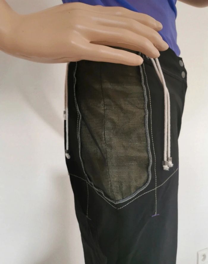 Pantacourt. Noir-vert. Taille 38. La Mode Est À Vous - photo numéro 9