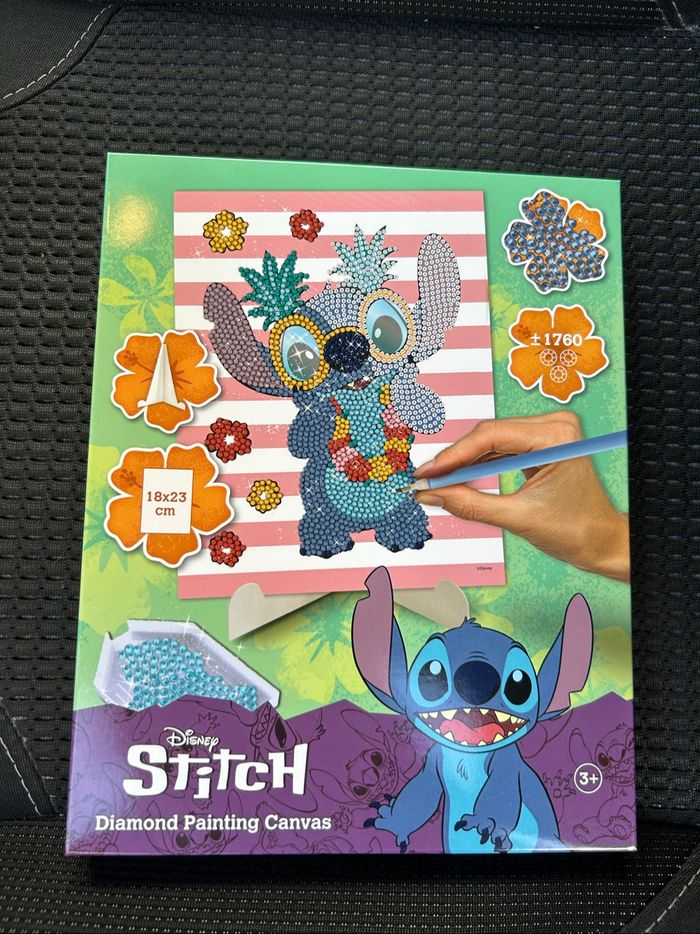 Diamond painting canvas stitch Disney neuf