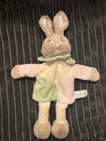 Doudou marionnette lapin