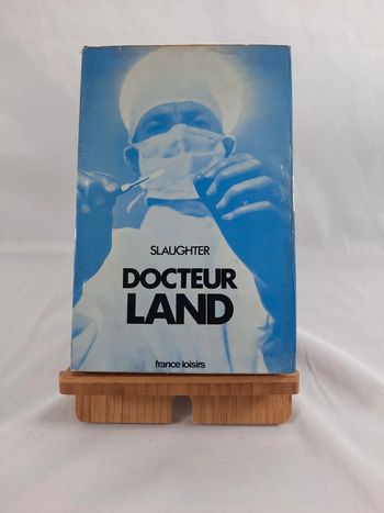 Slaughter, Docteur Land