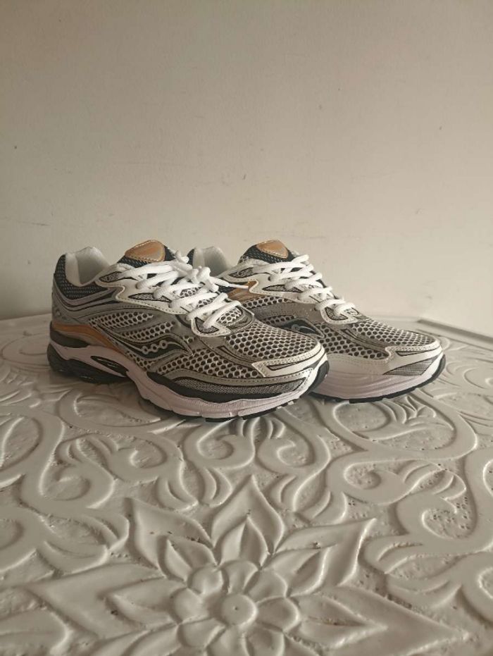 Saucony omni 9 gold - photo numéro 2