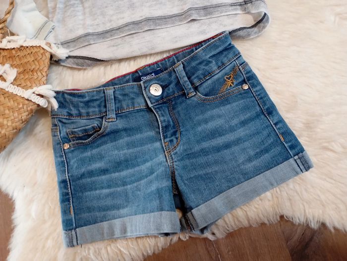 Ensemble fille 5 ans 🌸 short Okaïdi + t-shirt Levi's - photo numéro 2