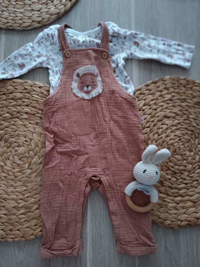🌼 Salopette - Taille 6 mois 🌼