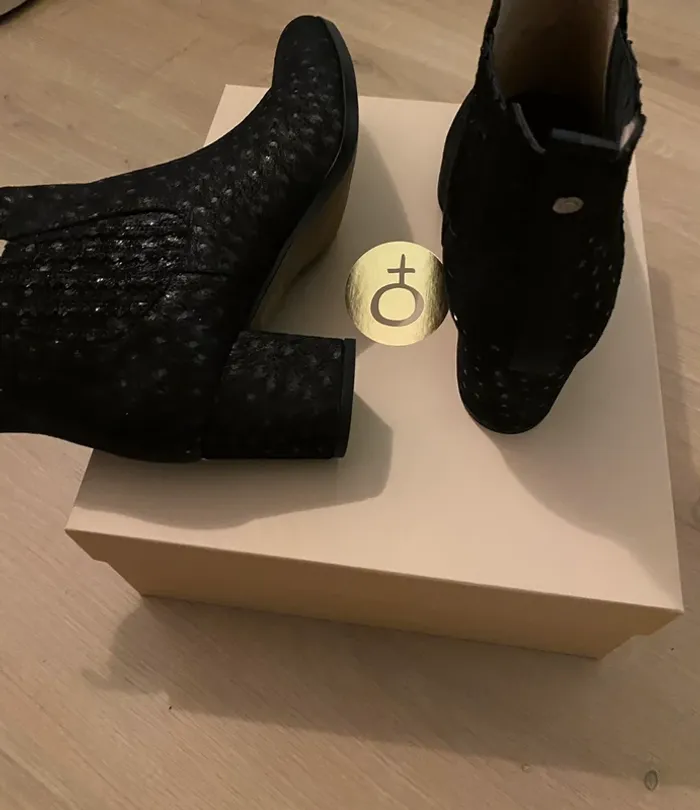 Magnifiques bottines Rosemetal - photo numéro 4