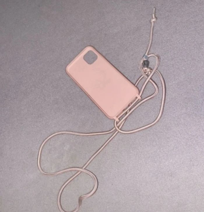 Coque avec cordon IPhone 11