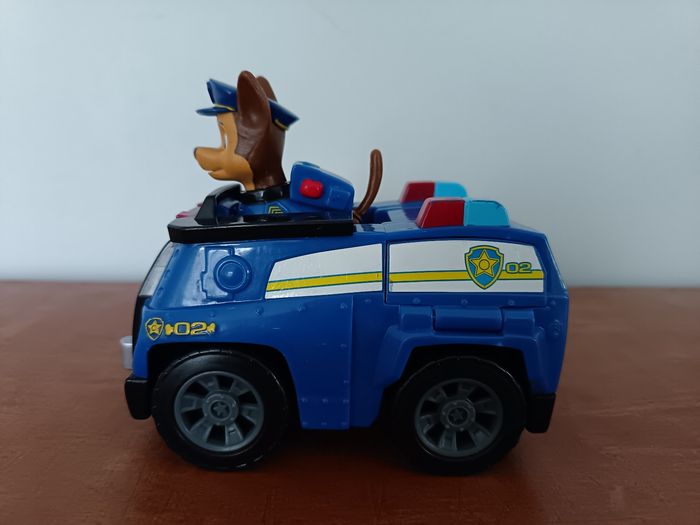 Véhicule et figurine Chase de la Pat Patrouille - photo numéro 2