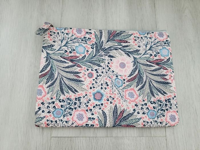 Trousse de toilette motif liberty