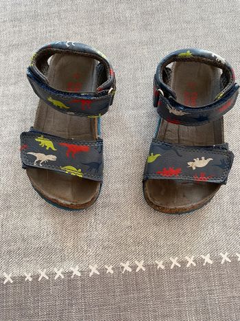 Nus pieds dinosaures taille 24