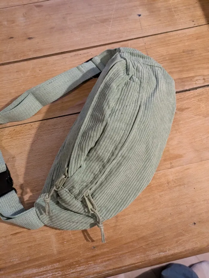 Banane verte en velours – style et volume garanti 💚 - photo numéro 2