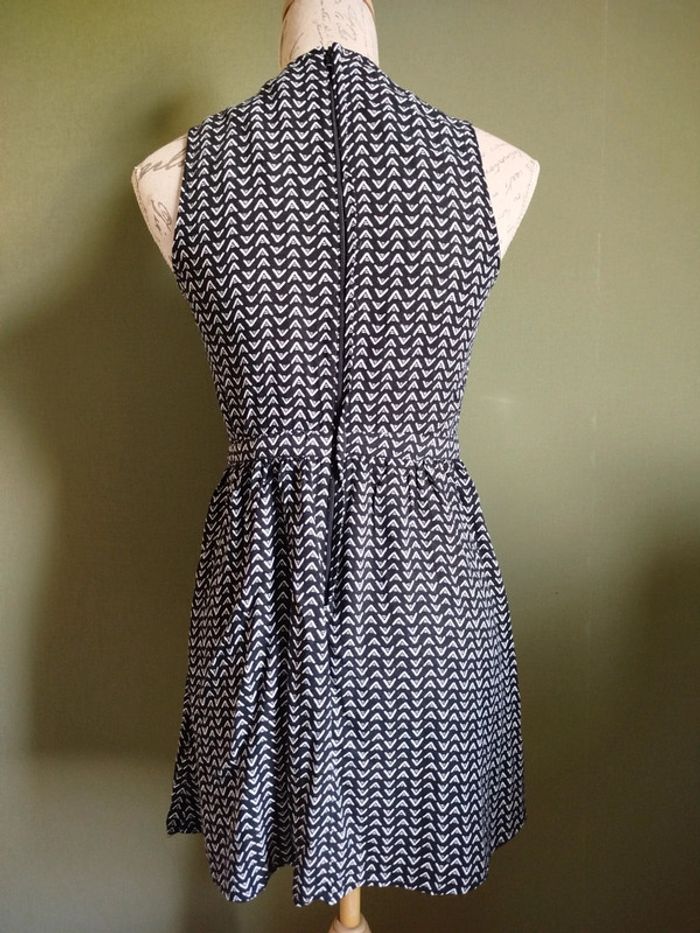 Robe ajourée - photo numéro 2