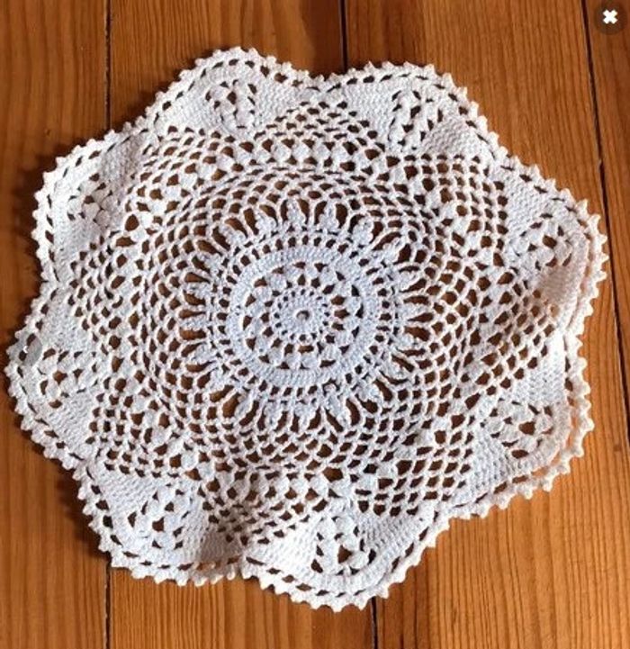 Napperon en coton crocheté main magnifique et impeccable🤩 - photo numéro 2