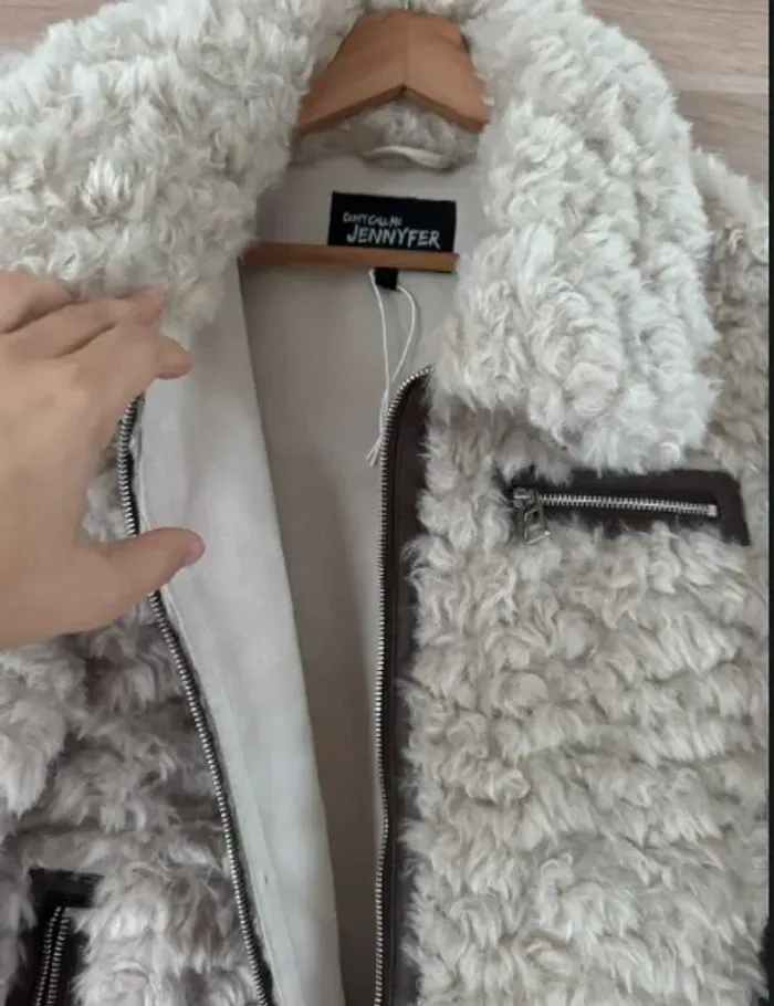 Blouson Jennifer taille 36 - photo numéro 2