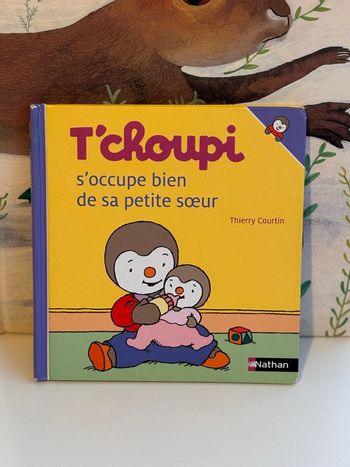 Livre tchoupi s’occupe bien de sa petite sœur 