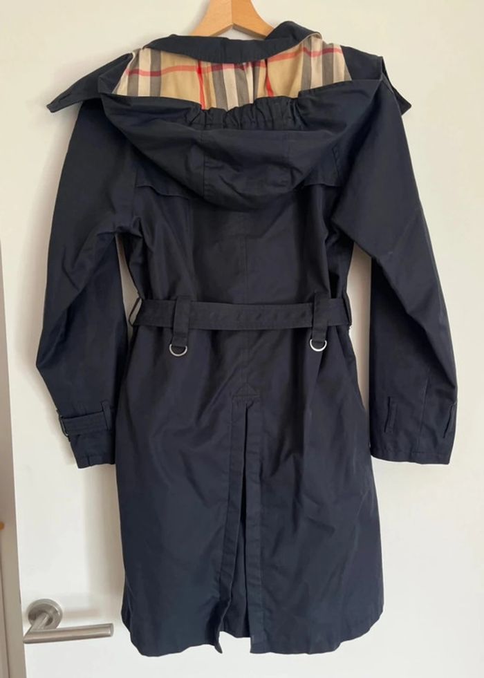 Trench bleu marine Burberry - photo numéro 4