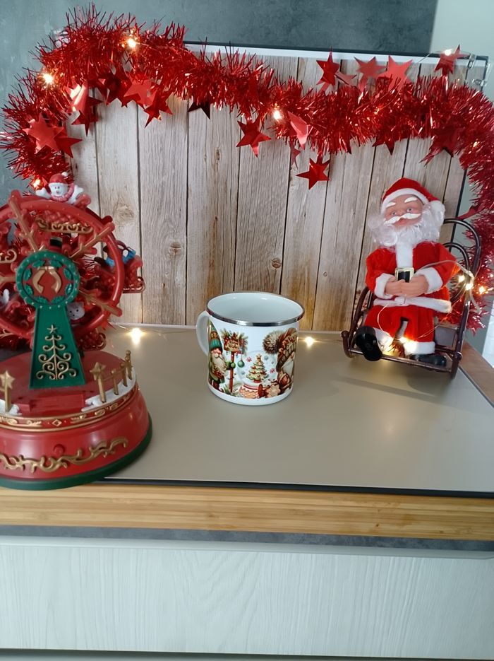 Mug en émail personnalisé