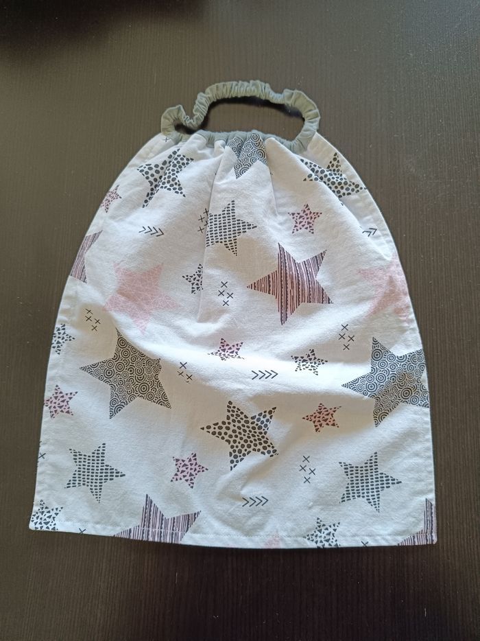 Bavoir 29 x 33 cm chats rose et gris maternelle crèche nounou - avec élastique - réversible - neuf - photo numéro 2