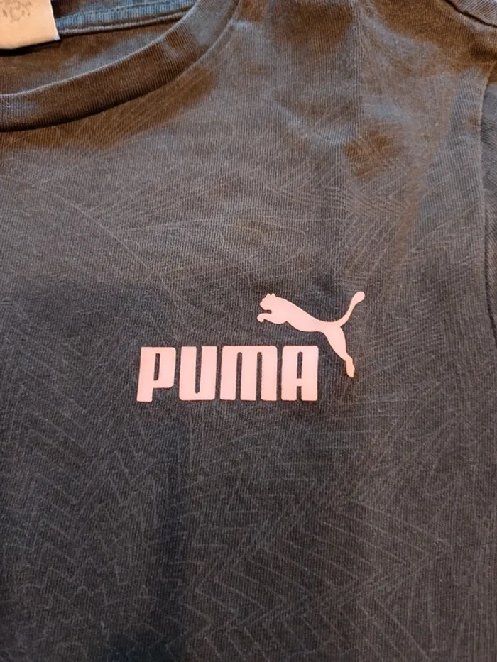 Vends tee-shirt enfant puma taille 11-12 ans . - photo numéro 2