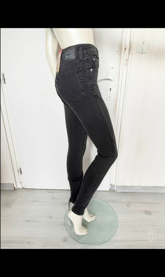 Jean Levi’s 721 High-Rise Skinny – Taille 26/32 – noir – Neuf avec étiquette - photo numéro 18