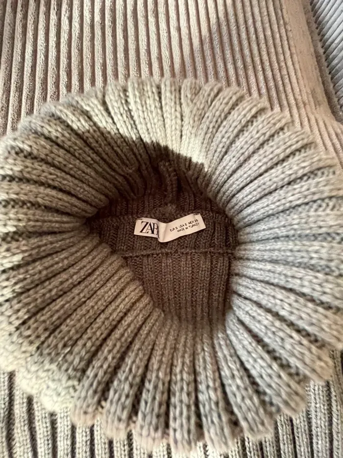 Pull col roulé Zara - photo numéro 5