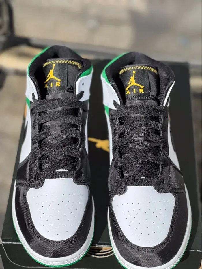Nike air jordan mid 39 neuve - photo numéro 4