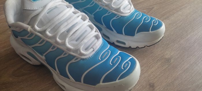Nike araignée authentique - photo numéro 3