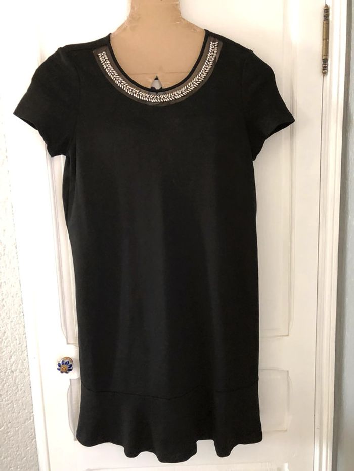 AN17: Robe noire « esprit » avec strass et perles TXXL-44/46 NEUVE