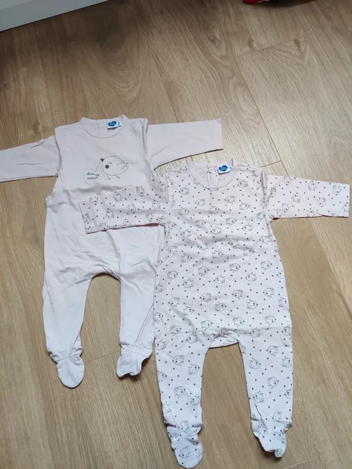 Lot pyjamas légers 9 mois