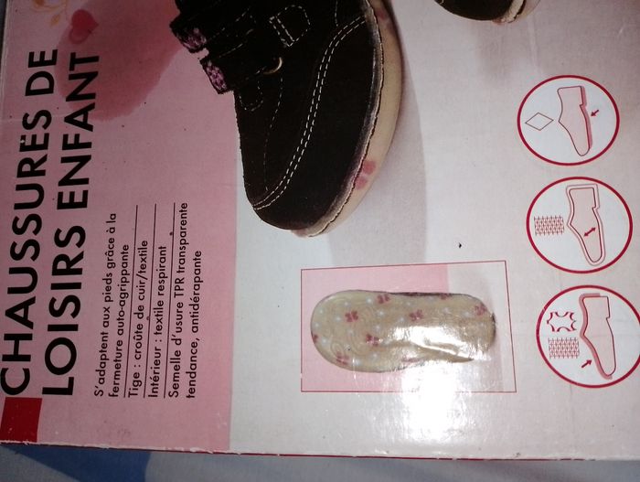 Chaussures de loisirs enfant Pointure 23 comme neuve - photo numéro 8