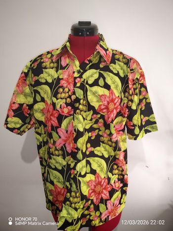 Chemisette style hawaïenne 