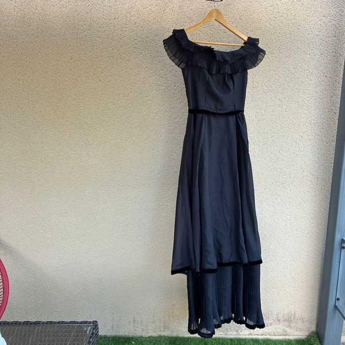 Robe longue noire - photo numéro 4