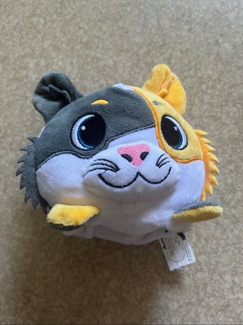 Peluche qui se retourne