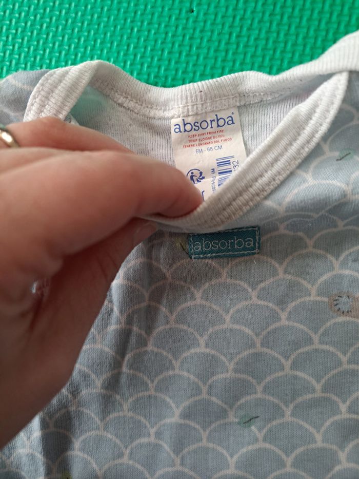 Lot 2 bodies ml Absorba 6m - photo numéro 2